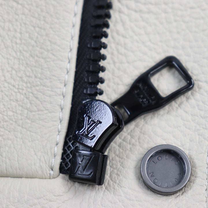 極美品●LOUIS VUITTON ルイヴィトン 定価935000円 24SS 1AFAGQ レザーアンドナイロンブルゾン 中綿入り ジャケット マロン 50 正規品