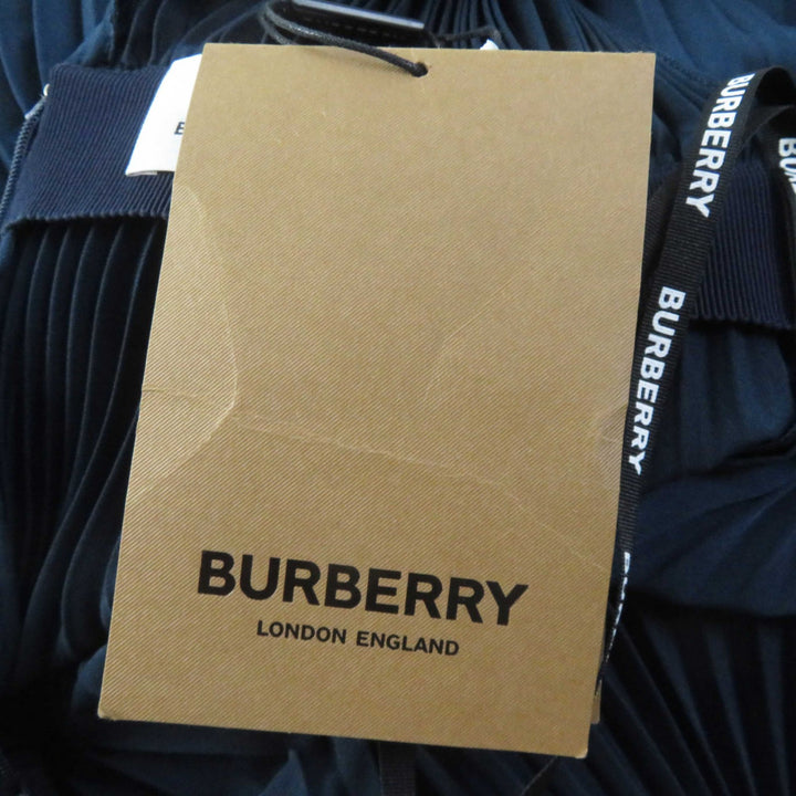 【ドンドン見直し】未使用品◎BURBERRY バーバリー 8038788 シルク使い プリーツ キャミワンピース ネイビー 38 伊製 正規品 レディース
