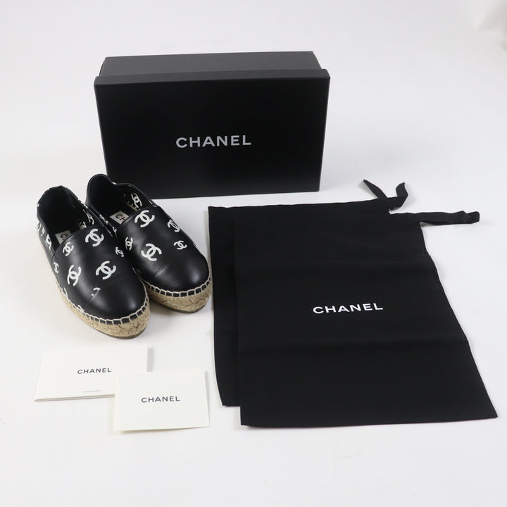極美品◎CHANEL シャネル 22S G38628 ココマーク柄 エスパドリーユ／スリッポン ブラック ホワイト 35 箱・保存袋付き スペイン製