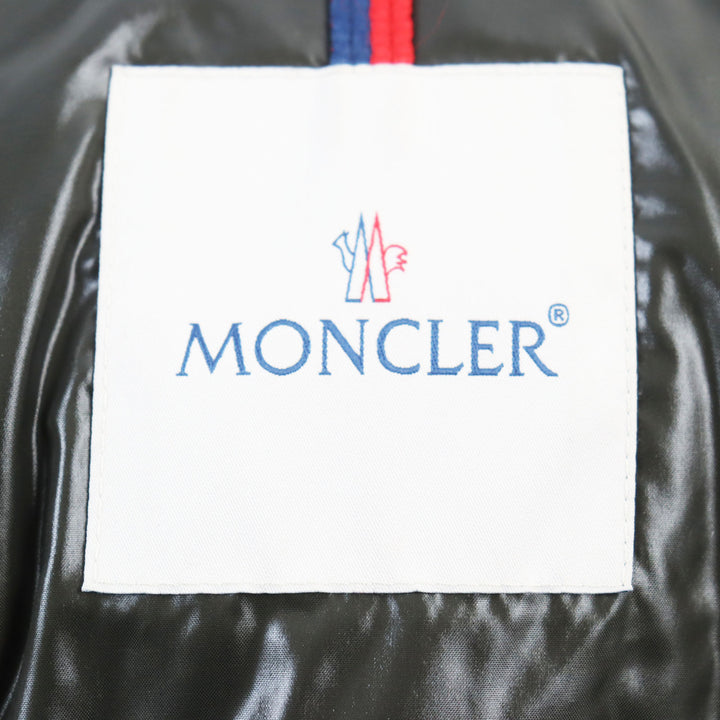 美品●MONCLER モンクレール 2021年製 1A00044 AVEILLAN ロゴワッペン付き 2WAY ダウンジャケット カーキ 2 正規品 メンズ 定価238700円