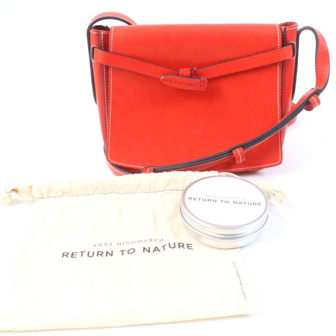 美品☆ANYA HINDMARCH アニヤ ハインドマーチ RETURN TO NATURE ロゴ刻印 レザーショルダーバッグ クロスボディ 朱色 定価110000円