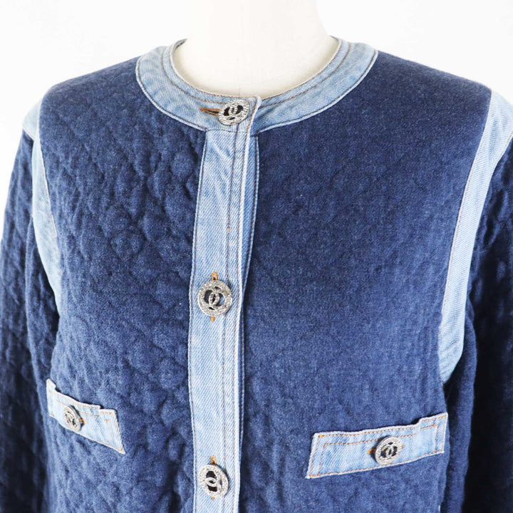 極美品◎CHANEL シャネル 20P P63016 ラインストーンココボタン付き 裏地総柄 デニム切替 ノーカラージャケット ネイビー ライトブルー 34