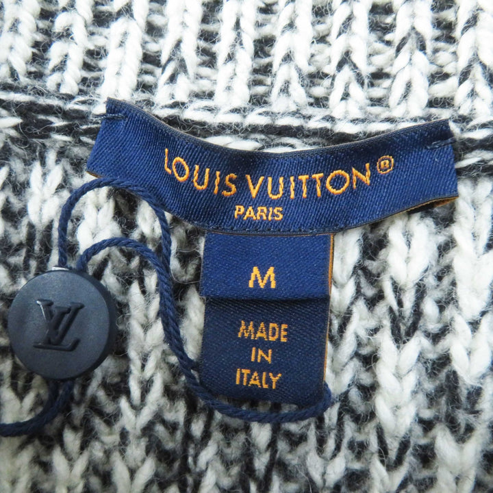 未使用品◎LOUIS VUITTON ルイヴィトン 23AW モノグラムデザインベルト付 長袖 チャンキーニット ワンピース ブラック ホワイト M 正規品