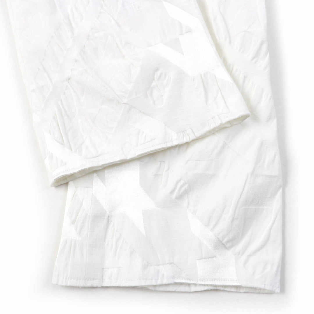 極美品☆ISSEY MIYAKE イッセイミヤケ IM31FF505 総柄デザイン ボトムス パンツ ホワイト 1 日本製 正規品 レディース