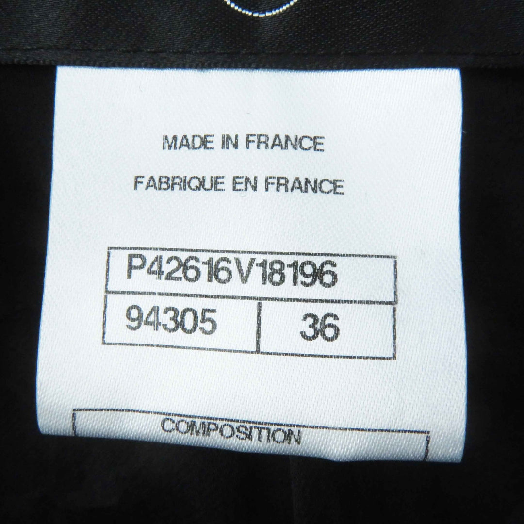 美品◎CHANEL シャネル Ｐ42616／Ｐ42872 ウール シルク混 ラインストーンココボタン・プレート付 単色ツイード セットアップ 黒 36・34
