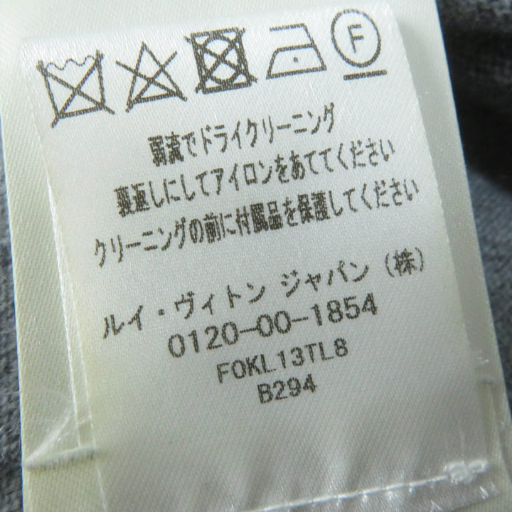 美品☆LOUIS VUITTON ルイヴィトン 23SS カシミヤ ウール ロゴ金具付 長袖 タートルネック ニット グレー S 伊製 正規品 レディース
