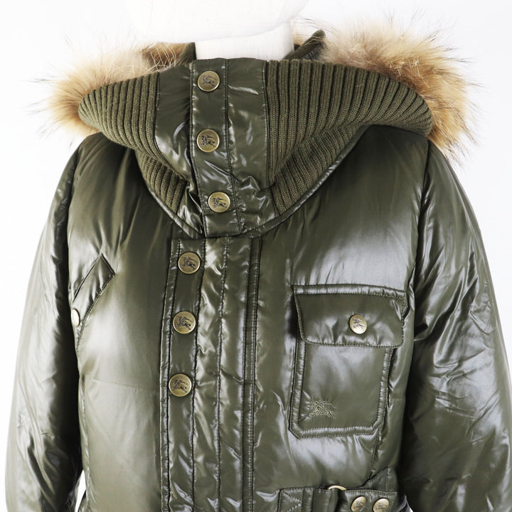 美品◎BURBERRY BLUE LABEL バーバリーブルーレーベル FCF14-532-72 ラクーンファー・フード付き ダウンジャケット カーキ 40 正規品