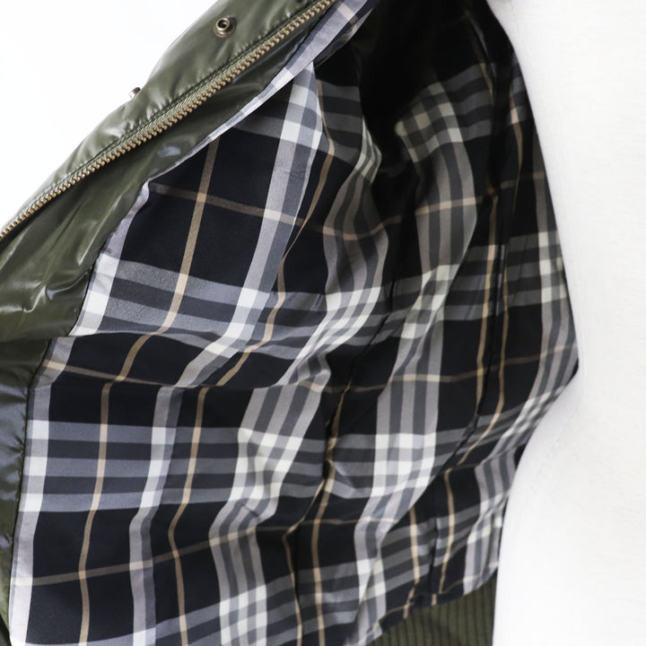 美品◎BURBERRY BLUE LABEL バーバリーブルーレーベル FCF14-532-72 ラクーンファー・フード付き ダウンジャケット カーキ 40 正規品