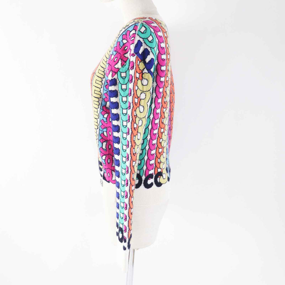 極美品◎CHANEL シャネル P71599 ロゴ総柄 カシミヤ100％ ストーン付きココマーク 長袖 ニットプルオーバー マルチ 34 UK製 レディース