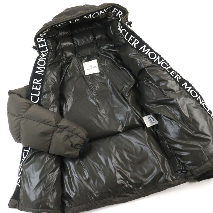 美品○MONCLER モンクレール 20-21AW F20911B56900 C0300 MONTCLA モンクラ ロゴ刺繍 ロゴワッペン ダウンジャケット 1 正規品 メンズ