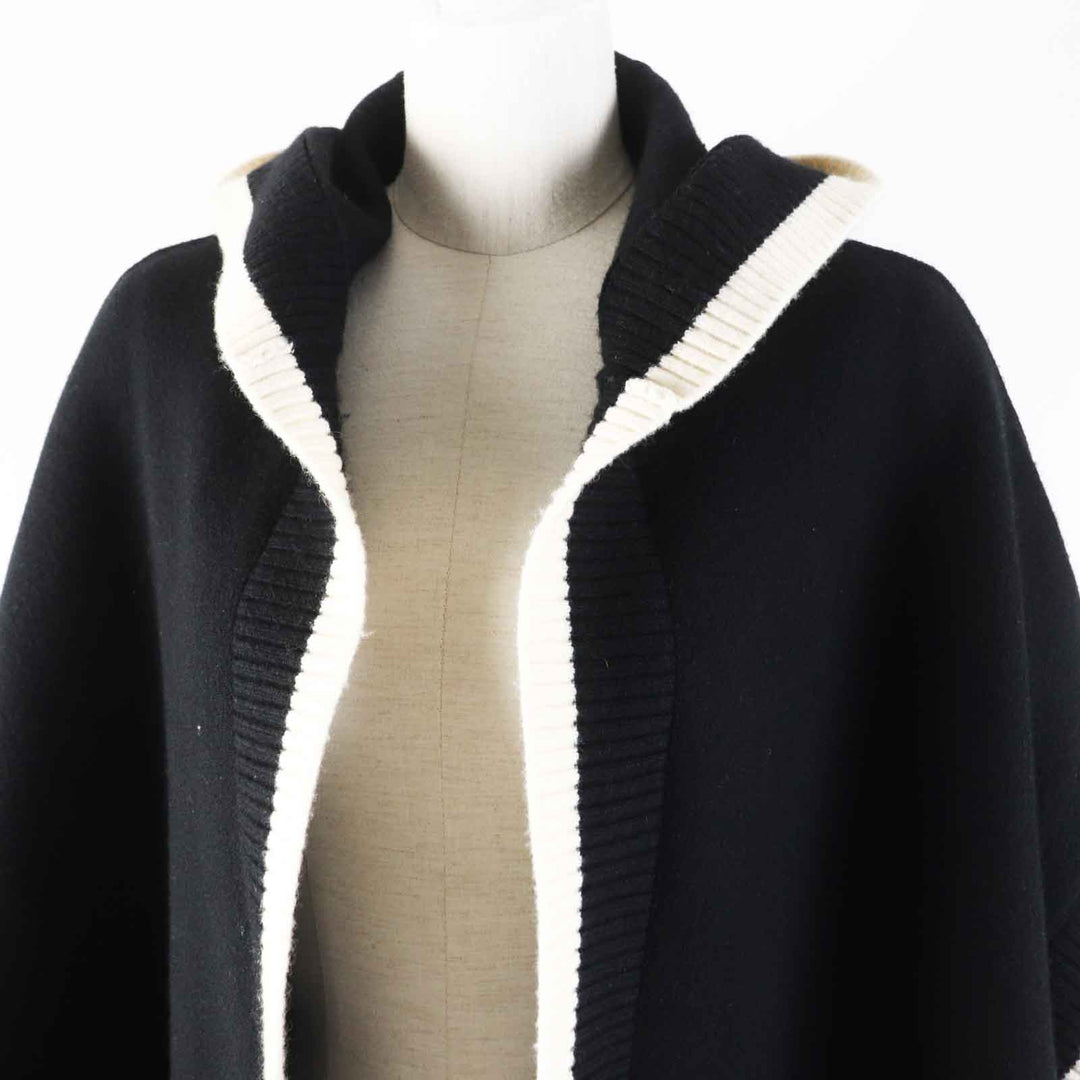 美品◎BURBERRY バーバリー 21SS 8031544 ウール カシミヤ バックロゴ フーデッド ケープ／ポンチョ ブラック ホワイト ONE SIZE 正規品