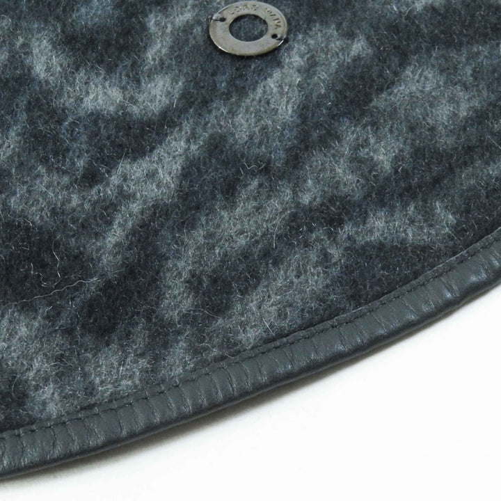 美品◎Loro Piana ロロピアーナ カシミヤ100％ 羊革 ロゴプレート付き パイピングラムスキン アニマル柄 ケープ ポンチョ グレー 正規品