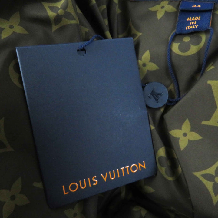 未使用品◎LOUIS VUITTON ルイヴィトン 23SS ベルト付き 裏地モノグラム ダウンジャケット ブルー 34 ハンガー付 伊製 正規品 レディース