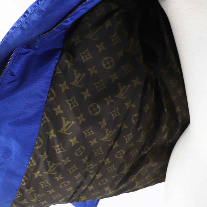 未使用品◎LOUIS VUITTON ルイヴィトン 23SS ベルト付き 裏地モノグラム ダウンジャケット ブルー 34 ハンガー付 伊製 正規品 レディース
