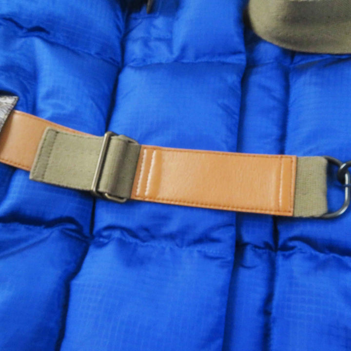 未使用品◎LOUIS VUITTON ルイヴィトン 23SS ベルト付き 裏地モノグラム ダウンジャケット ブルー 34 ハンガー付 伊製 正規品 レディース