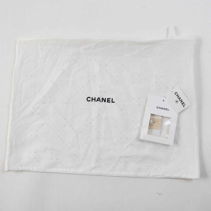 極美品◎CHANEL シャネル 23S P75071 ラインストーンココマークボタン付き クロップド丈 カーディガン ライトオレンジ 36 保存袋付き
