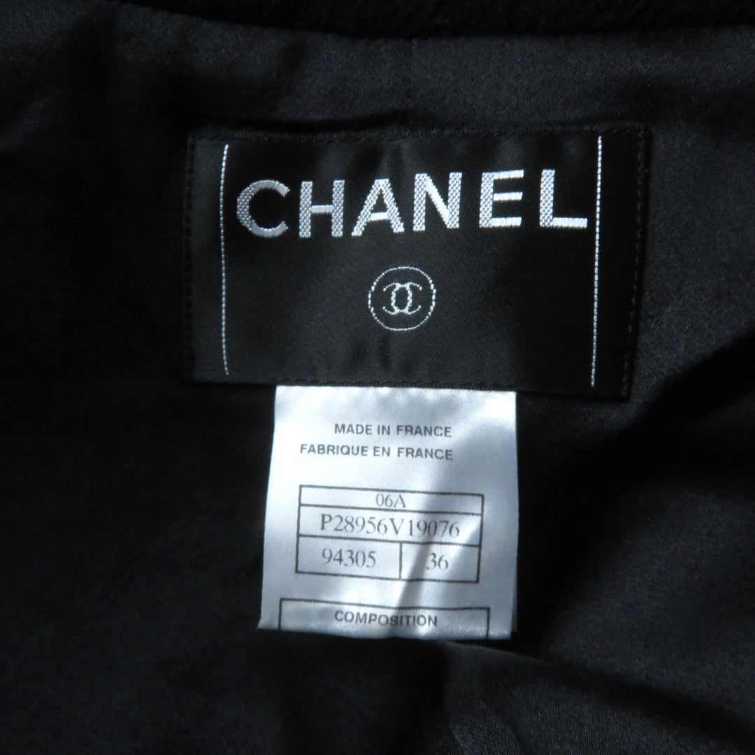 極美品★CHANEL シャネル P28956 06A 裏地シルク100％ ロゴプレート付 カットオフ ウールコート ブラック 36 フランス製 レディース