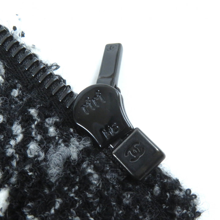 極美品△CHANEL シャネル P62063 アルパカ混 ココマークボタン リボンツイード ノーカラー ジップアップ ジャケット ブラック系 34 袋付