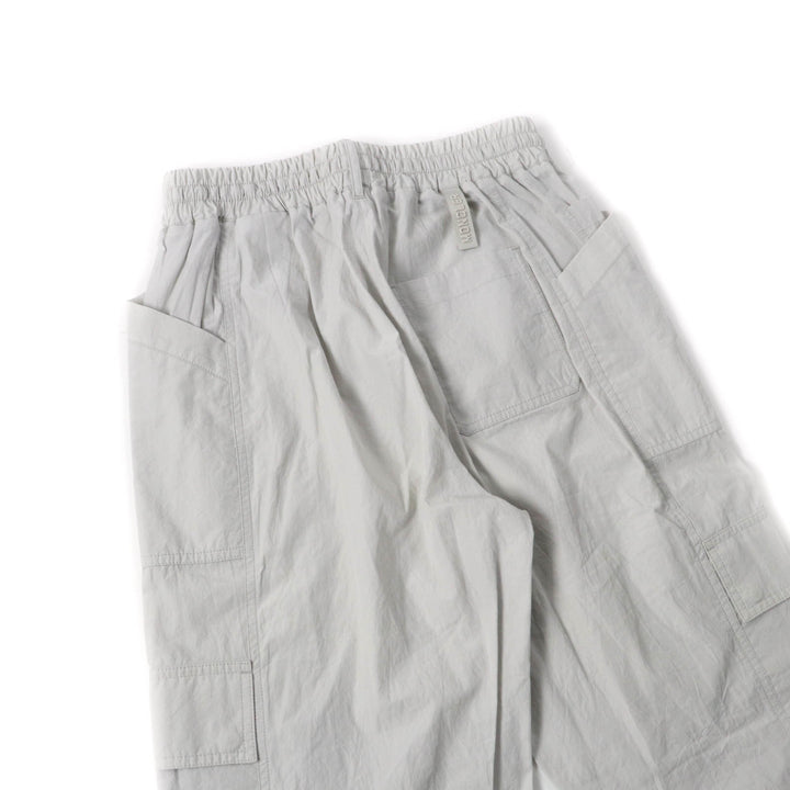 極美品★MONCLER モンクレール 2022年製 PANTALONE コットン100％ ロゴパッチ付 カーゴパンツ ボトムス ライトグレー 38 正規 レディース