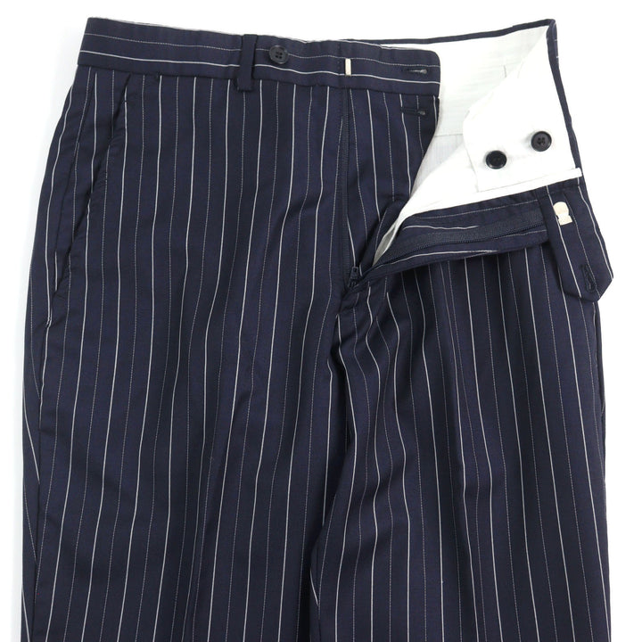 美品○ISAIA イザイア ウール100% Super 120s生地使用 ストライプ柄 シングル スーツ ネイビー 42 イタリア製 正規品 メンズおすすめ