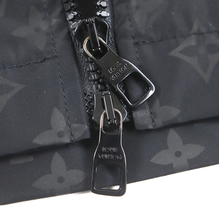 美品▼ルイヴィトン 22AW HNK48W ミッドレングスモノグラム ウインドブレーカーパーカー 50 ハンガー・ガーメント付き 正規品 メンズ