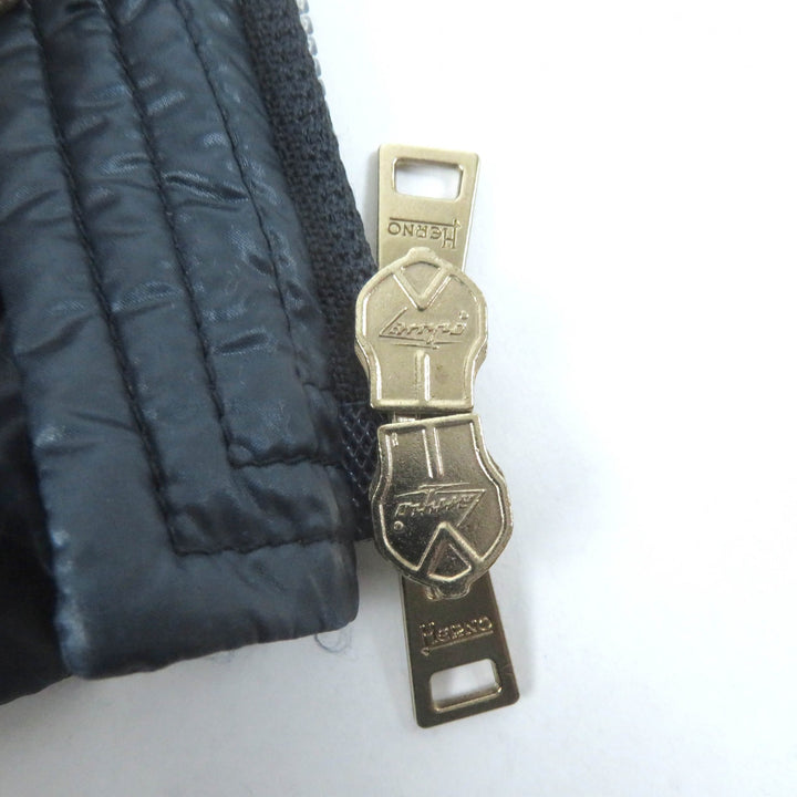美品☆Herno ヘルノ PI0483D ロゴ金具 ZIP UP 軽量 ライト ダウンベスト ダークネイビー 40 レディース ルーマニア製