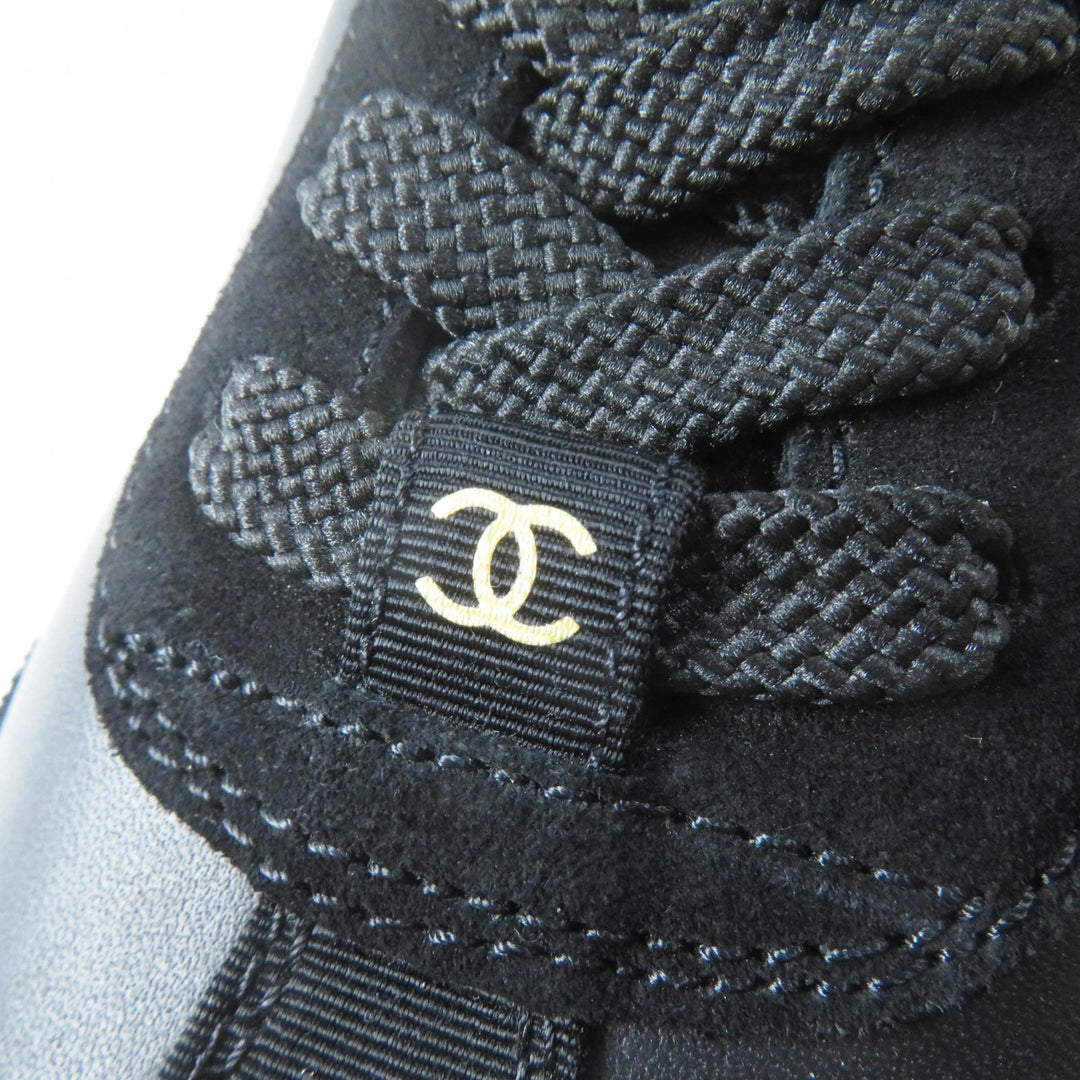 未使用品◎CHANEL シャネル 24S G45714 ココマーク ロゴ入 カーフスキン スニーカー ブラック ホワイト 36 箱付 伊製 正規品 レディース
