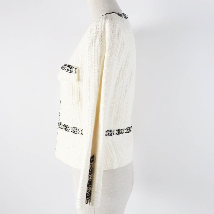 極美品◎CHANEL シャネル 03P P21247 リネン混 ココマーク・ビース装飾 ノーカラー 単色ツイード ジャケット アイボリー ブラック 38 仏製