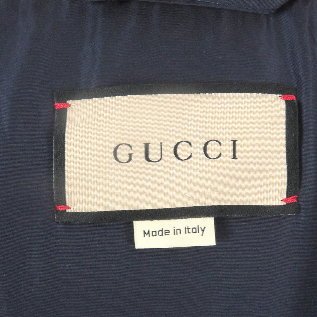 極美品□GUCCI グッチ 23AW 762559 GGキャンバス ロゴ総柄 フーデッド ダウンジャケット レッド 44 ハンガー付 イタリア製 正規品 メンズ