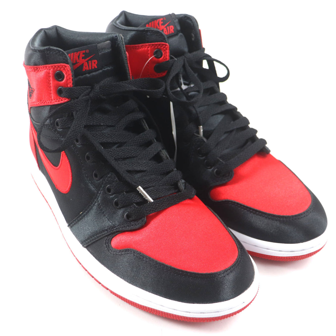未使用品▼NIKE ナイキ FD4810-061 WMNS AIR JORDAN 1 RETRO HI OG サテン ハイカットスニーカー ブラック レッド 26.5 箱・袋付 メンズ