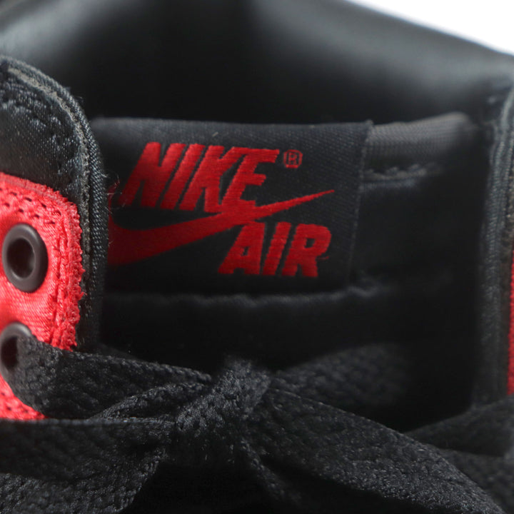 未使用品▼NIKE ナイキ FD4810-061 WMNS AIR JORDAN 1 RETRO HI OG サテン ハイカットスニーカー ブラック レッド 26.5 箱・袋付 メンズ