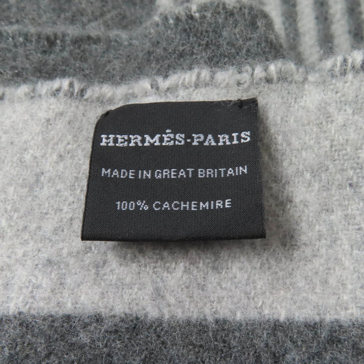 極美品★HERMES エルメス サングル・ア・ブックル カシミヤ100％ アントグラシト / グリ・クレール フリンジ付 マフラー 39×196cm 箱付