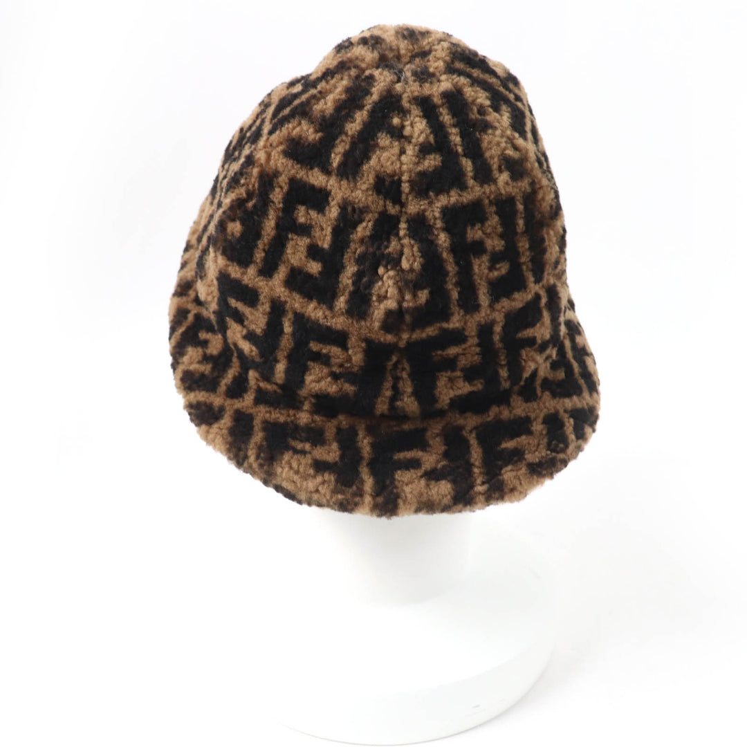 美品☆FENDI フェンディ FXQ632 裏地シルク100％ FFロゴ ズッカ柄 ムートンハット ブラウン ブラック M イタリア製 正規品 レディース
