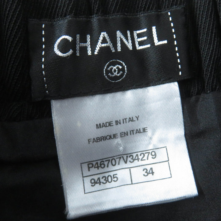 美品☆CHANEL シャネル P46707V34279 ウール100％ ココマークボタン プリーツスカート ブラック 34 イタリア製 レディース