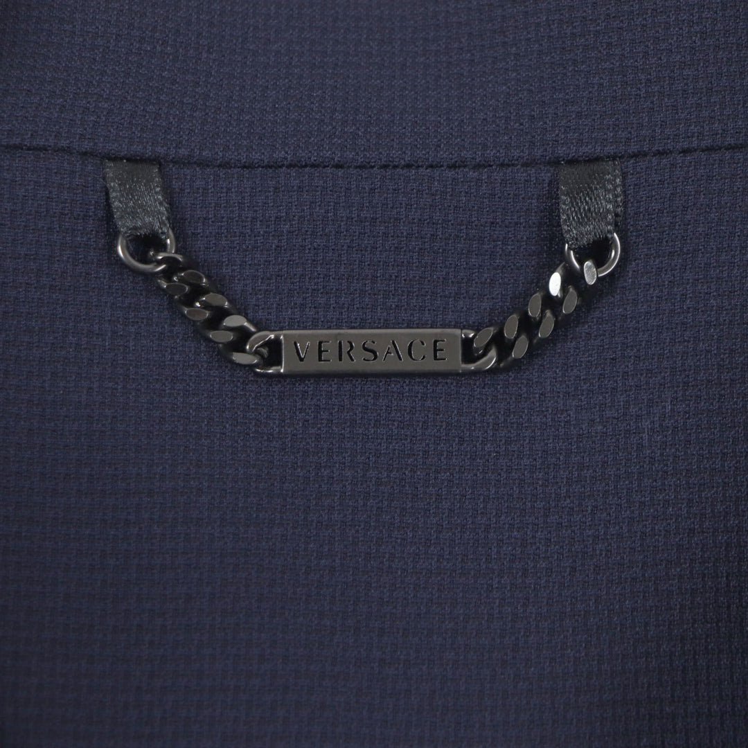 極美品▼VERSACE ヴェルサーチ 2017年製 ウール70% 比翼仕立て ロゴ入りボタン 薄手 ステンカラーコート ネイビー 54 イタリア製 メンズ