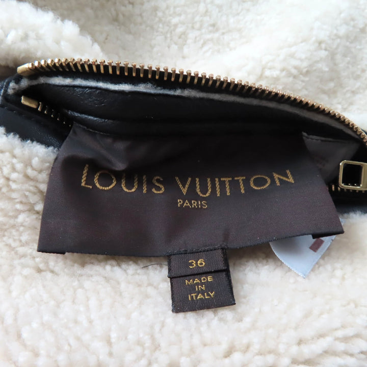 極美品★LOUIS VUITTON ルイヴィトン 羊革 リバーシブル ベルトデザイン ノーカラー ムートンコート ブラック/ホワイト 36 正規品