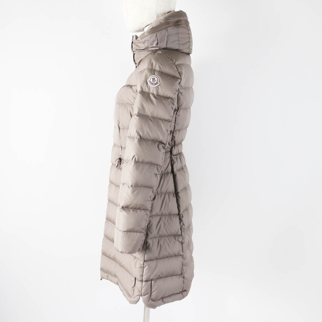 美品◎MONCLER モンクレール FLAMMETTE フラメッテ 美シルエット ワッペン・フード付 ロング ダウンコート ベージュ 00 正規品 レディース