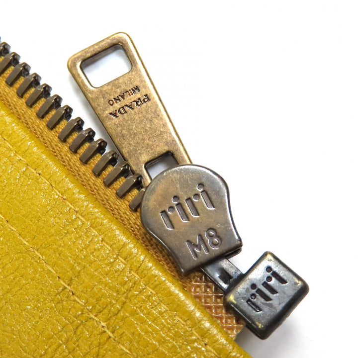 極美品△PRADA プラダ 2021年製 UPW416 カーフスキン トライアングルロゴチャーム 中綿 ダブルライダースジャケット イエロー 48 正規品