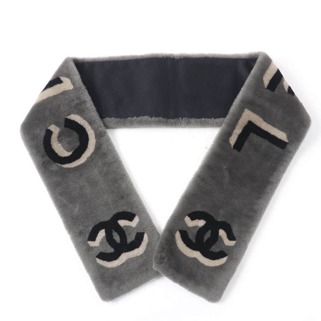 極美品☆CHANEL シャネル 20B AA7074 ムートン 裏地カシミヤ ココマーク・ロゴデザイン ティペット ショール グレー 伊製 レディース