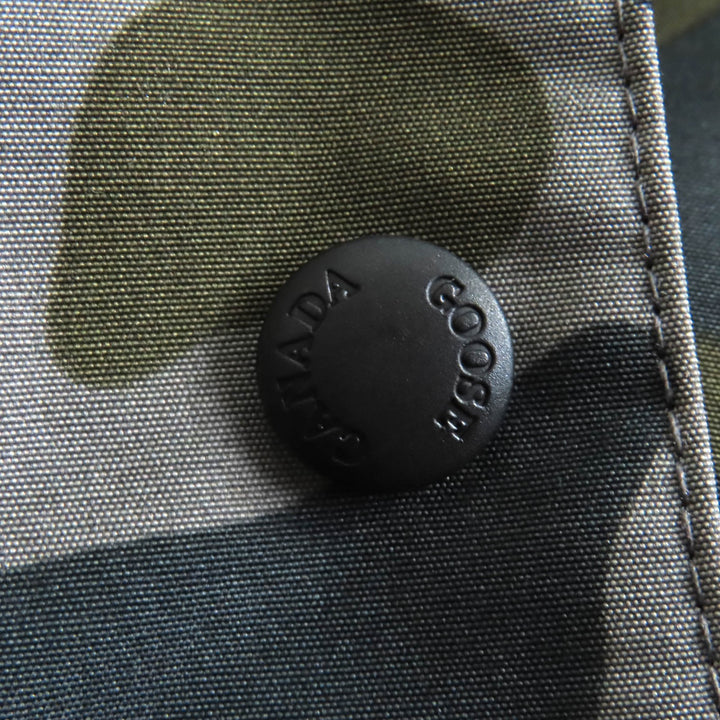 未使用品★CANADA GOOSE カナダグース 5806LP GABRIOLA PARKA カナダグースジャパン ロゴワッペン・フード付 カモフラ ダウンコート XS