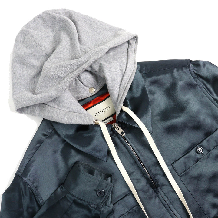 美品△GUCCI グッチ 604112 WORLD WIDE ロゴワッペン フード付き 中綿入 ジップアップ シャツジャケット ダークグレー系 44 伊製 正規品