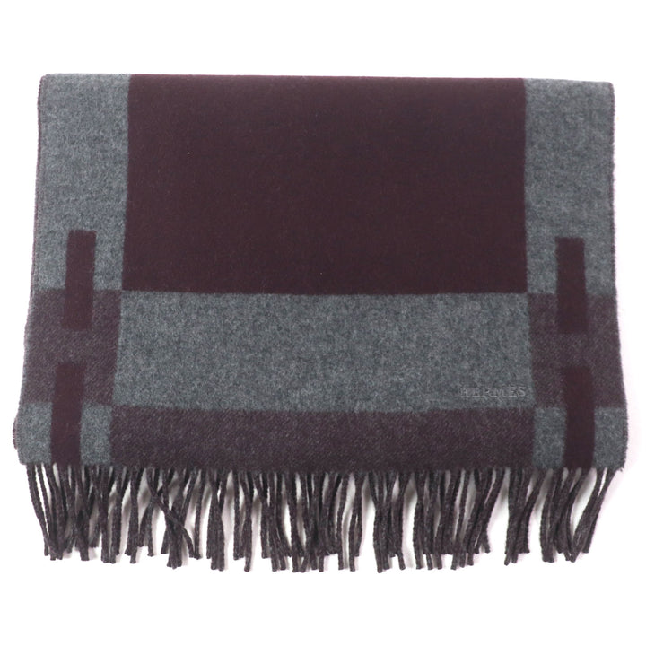 極美品▼HERMES エルメス Hパッサン カシミヤ100% 現行品 ロゴ刺繍 フリンジ マフラー バイオレット グレー 箱付き メンズ 定価105600円