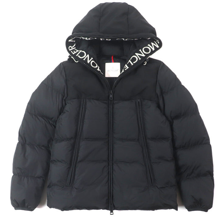 極美品▼モンクレール MONTCLAR GIUBBOTTO スリムフィット フード・ワッペン付き WZIPUP ダウンジャケット 1 ハンガー付き 正規品 メンズ