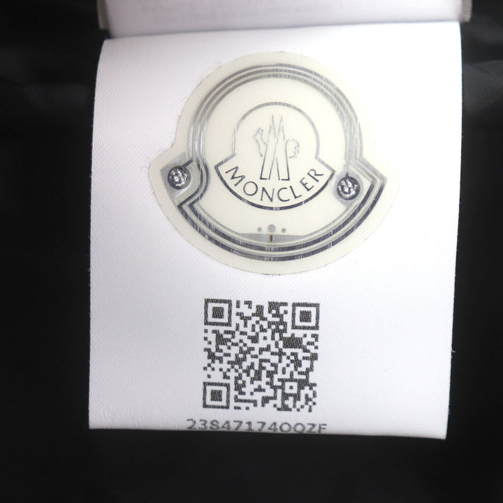 極美品▼モンクレール MONTCLAR GIUBBOTTO スリムフィット フード・ワッペン付き WZIPUP ダウンジャケット 1 ハンガー付き 正規品 メンズ