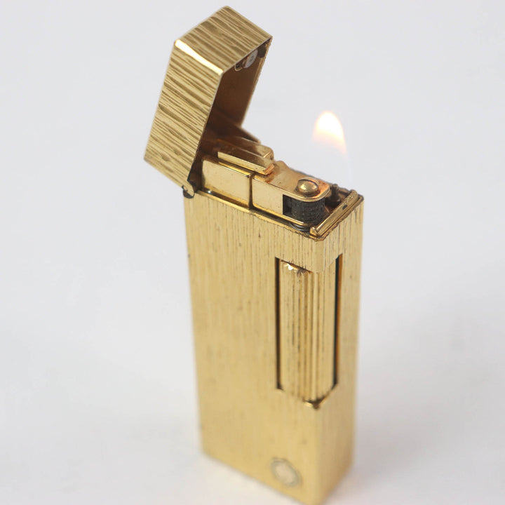 良品□Dunhill ダンヒル 総柄 ロゴ入り スクエア型 喫煙具 ガスライター ゴールド スイス製 メンズ レディース オススメ 着火確認済み