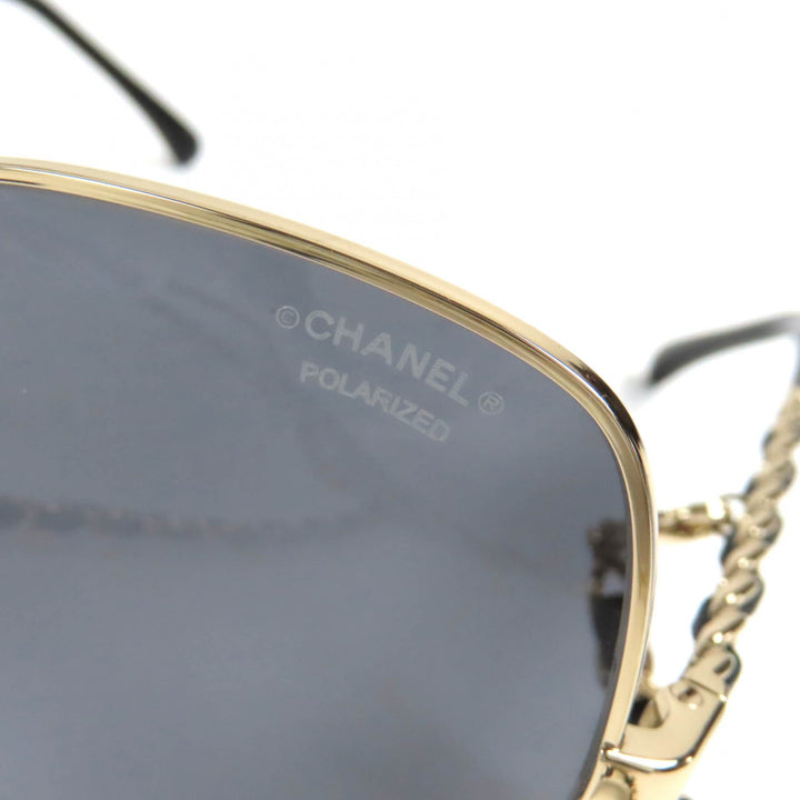 極美品△CHANEL シャネル 4274Q C395/T8 ココマーク フェイクパール チェーン付 バタフライ シェイプ サングラス アイウェア 59□16 135