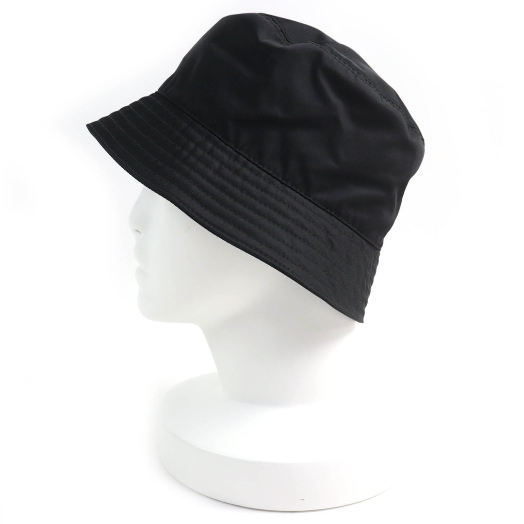 美品△PRADA プラダ 1HC137 トライアングルロゴ 三角ロゴプレート Re-Nylon バケットハット 帽子 ブラック M 伊製 正規品 レディース