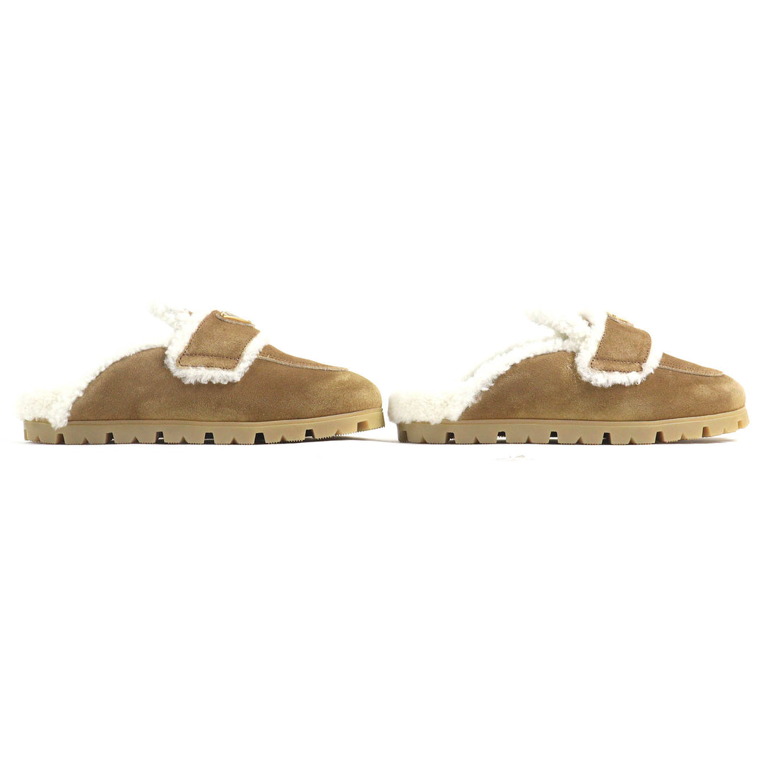 未使用品△PRADA プラダ 1S711M スエード シアリング スリッパ トライアングルロゴ 三角ロゴプレート ミュール サンダル 37 定価187000円