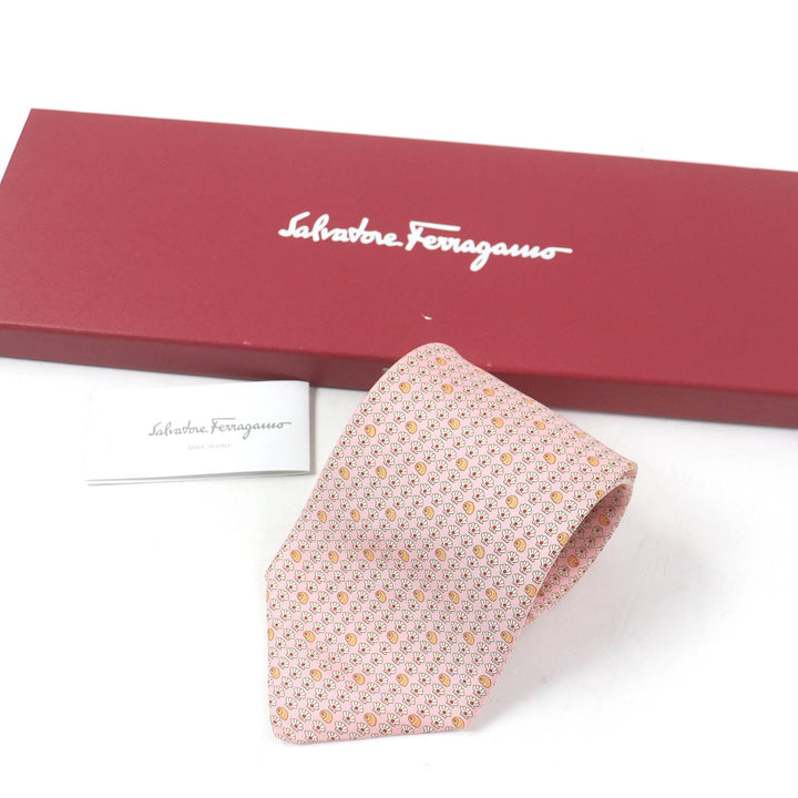 未使用品□Salvatore Ferragamo サルヴァトーレフェラガモ シルク100％ シェル 総柄 ワイドタイ ネクタイ ピンク 箱付き イタリア製