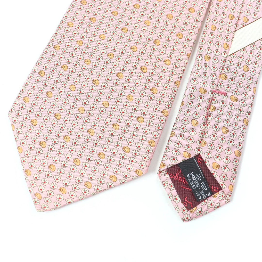未使用品□Salvatore Ferragamo サルヴァトーレフェラガモ シルク100％ シェル 総柄 ワイドタイ ネクタイ ピンク 箱付き イタリア製